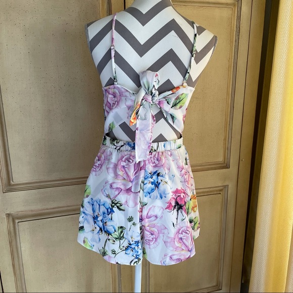 Showmeyourmumu Floral Romper Size Medium - Picture 3 of 5